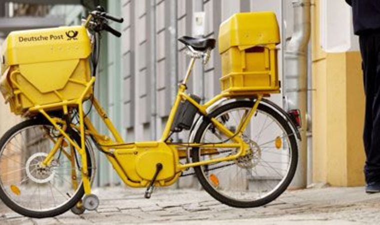 Deutsche Post Fahrrad zur Briefaustellung